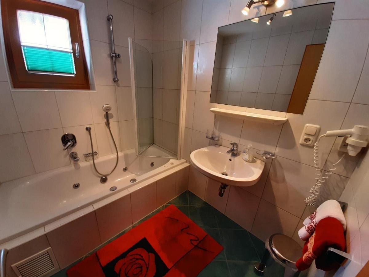 Haus Achenrainer Apartment Фис Екстериор снимка